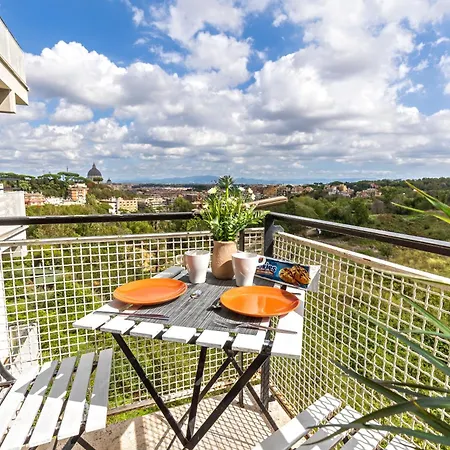 Terrazza Su San Pietro Apartment *